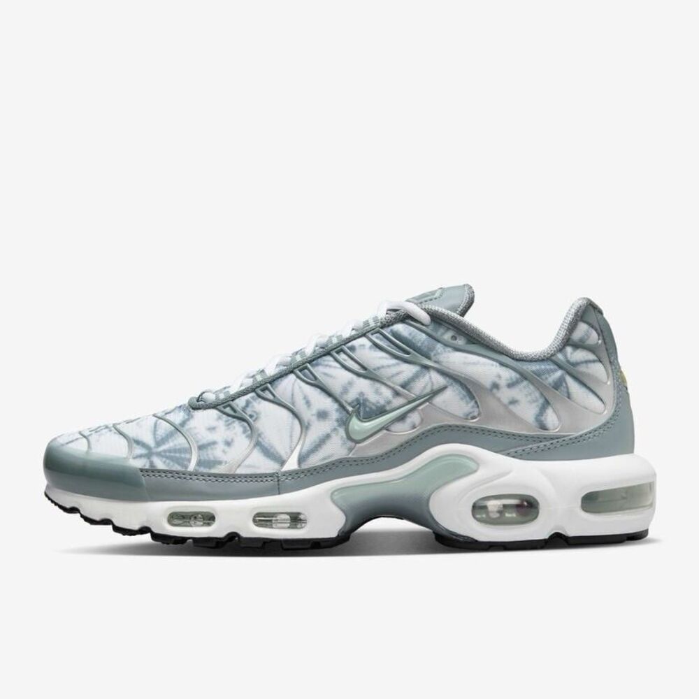Nike Air Max Plus Origins Waterway Pack Shoes - Picture 1 of 10